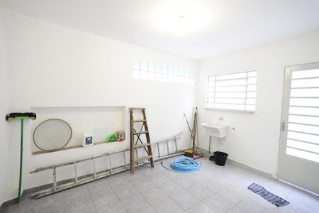 Casa à venda com 300m², 3 quartos e 2 vagasÁrea de Serviço