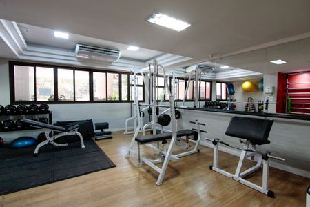 Apartamento para alugar com 77m², 2 quartos e 1 vaga Apartamento para alugar com 77m², 2 quartos e 1 vagaÁrea comum - Academia