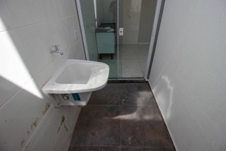 Casa de condomínio para alugar com 59m², 2 quartos e 1 vaga Casa de condomínio para alugar com 59m², 2 quartos e 1 vagaÁrea de Serviço