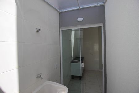 Casa de condomínio para alugar com 59m², 2 quartos e 1 vaga Casa de condomínio para alugar com 59m², 2 quartos e 1 vagaÁrea de Serviço