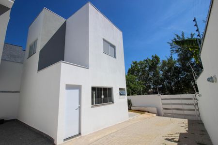 Casa de condomínio para alugar com 59m², 2 quartos e 1 vaga Casa de condomínio para alugar com 59m², 2 quartos e 1 vagaÁrea Externa