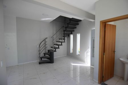 Casa de condomínio para alugar com 59m², 2 quartos e 1 vaga Casa de condomínio para alugar com 59m², 2 quartos e 1 vagaSala