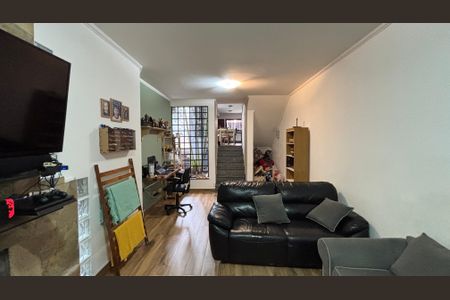 Sala de casa para alugar com 3 quartos, 230m² em Vila Pires, Santo André