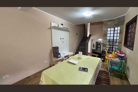 Casa à venda com 230m², 3 quartos e 5 vagas Casa à venda com 230m², 3 quartos e 5 vagas Cozinha