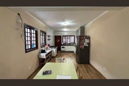 Casa à venda com 230m², 3 quartos e 5 vagas Casa à venda com 230m², 3 quartos e 5 vagas Cozinha