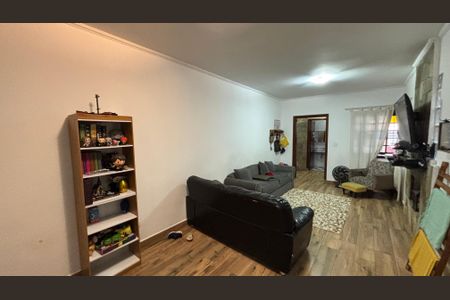 Casa à venda com 230m², 3 quartos e 5 vagas Casa à venda com 230m², 3 quartos e 5 vagasSala