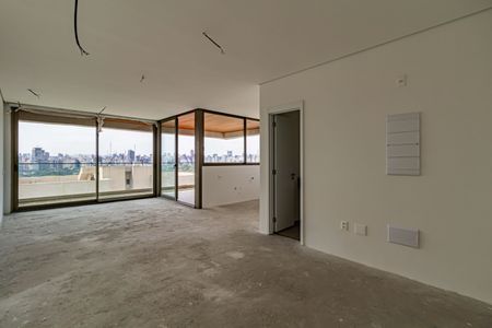 Apartamento à venda com 3 quartos, 137m² em Itaim Bibi, São Paulo