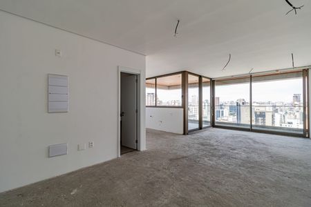 Apartamento à venda com 3 quartos, 134m² em Itaim Bibi, São Paulo