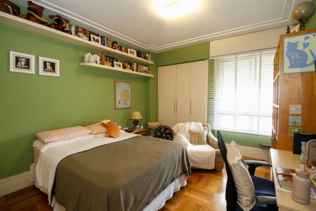 Apartamento à venda com 160m², 3 quartos e 1 vagaQuarto 1