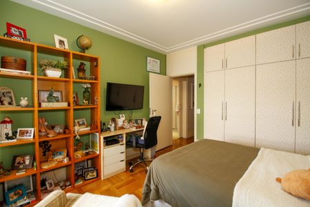 Apartamento à venda com 160m², 3 quartos e 1 vagaQuarto 1