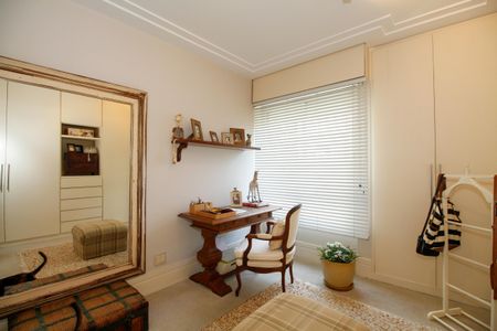 Apartamento à venda com 160m², 3 quartos e 1 vagaCloset da Suíte/Reversível Quarto 2