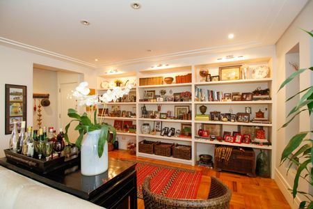 Apartamento à venda com 160m², 3 quartos e 1 vagaSala 