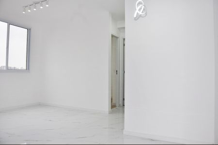 Sala  de apartamento para alugar com 2 quartos, 40m² em Vila Brasilandia, São Paulo