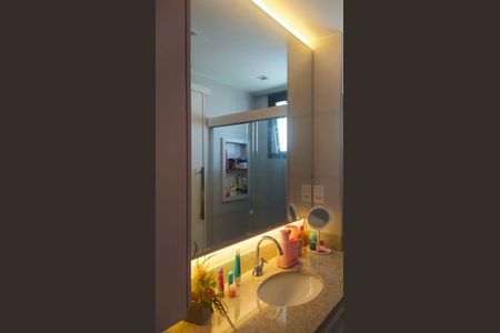 Apartamento à venda com 137m², 3 quartos e 2 vagasBanheiro Suíte 2