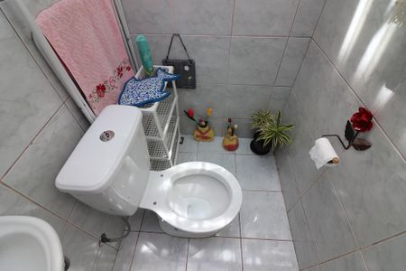 Casa de condomínio à venda com 90m², 2 quartos e 2 vagasBanheiro Social 2