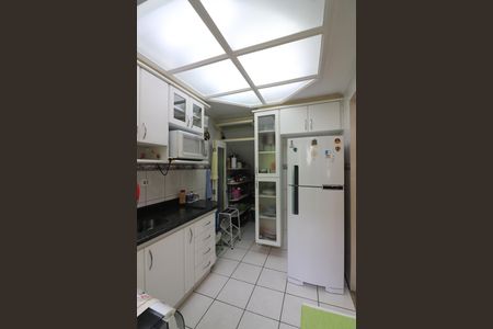 Casa de condomínio à venda com 90m², 2 quartos e 2 vagasCozinha