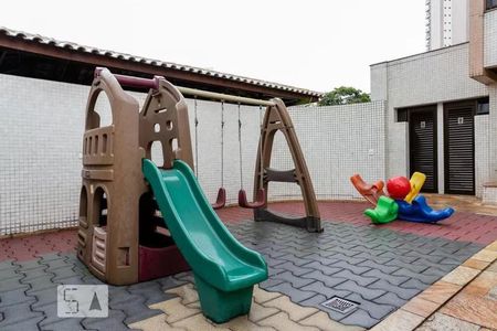 Apartamento para alugar com 147m², 3 quartos e 3 vagas Apartamento para alugar com 147m², 3 quartos e 3 vagasÁrea comum