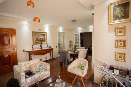 Apartamento para alugar com 147m², 3 quartos e 3 vagas Apartamento para alugar com 147m², 3 quartos e 3 vagasSala