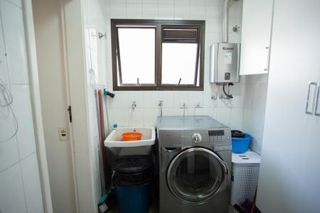 Apartamento para alugar com 147m², 3 quartos e 3 vagas Apartamento para alugar com 147m², 3 quartos e 3 vagasÁrea de Serviço