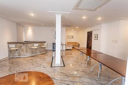 Apartamento para alugar com 147m², 3 quartos e 3 vagas Apartamento para alugar com 147m², 3 quartos e 3 vagasÁrea comum