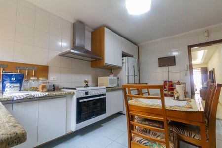 Casa à venda com 94m², 2 quartos e 2 vagasCozinha