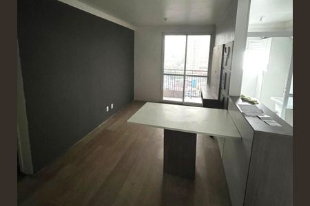 Apartamento à venda com 41m², 1 quarto e 1 vagaSala