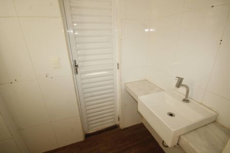 Casa para alugar com 500m², 5 quartos e 6 vagasBanheiro da Suíte 2