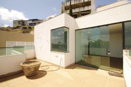 Casa para alugar com 500m², 5 quartos e 6 vagasTerraço