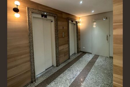 Apartamento à venda com 57m², 2 quartos e 1 vaga Apartamento à venda com 57m², 2 quartos e 1 vagaÁrea comum