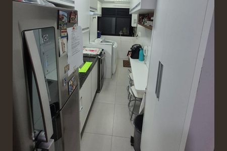 Apartamento à venda com 57m², 2 quartos e 1 vaga Apartamento à venda com 57m², 2 quartos e 1 vagaCozinha