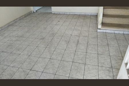 Foto 04 de casa à venda com 2 quartos, 60m² em Vila Vitorio Mazzei, São Paulo