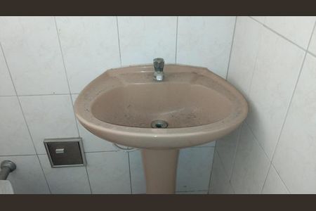 Foto 17 de casa à venda com 2 quartos, 60m² em Vila Vitorio Mazzei, São Paulo