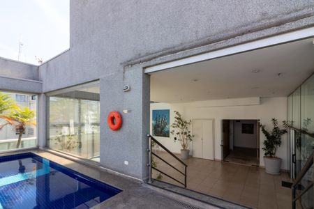 Studio à venda com 60m², 1 quarto e 1 vaga Studio à venda com 60m², 1 quarto e 1 vagaÁrea comum - Piscina