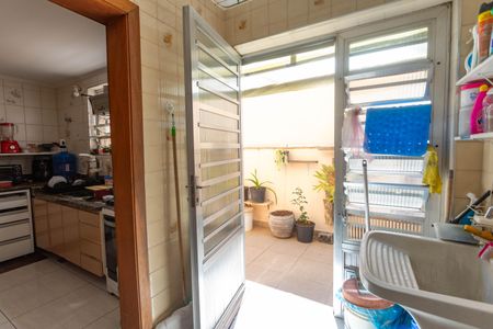 Casa à venda com 116m², 3 quartos e 1 vaga Casa à venda com 116m², 3 quartos e 1 vagaÁrea de serviço