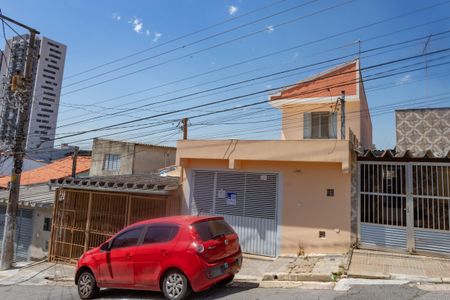 Casa à venda com 116m², 3 quartos e 1 vaga Casa à venda com 116m², 3 quartos e 1 vagaFachada