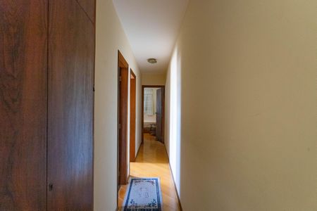 Casa à venda com 116m², 3 quartos e 1 vaga Casa à venda com 116m², 3 quartos e 1 vagaCorredor