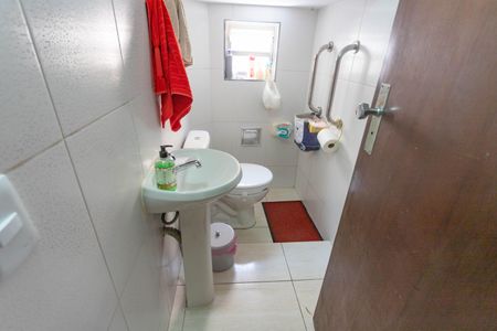 Casa à venda com 116m², 3 quartos e 1 vaga Casa à venda com 116m², 3 quartos e 1 vagaLavabo