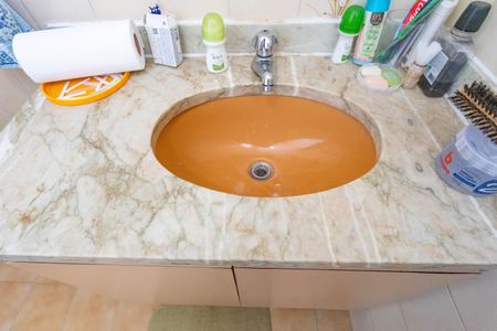 Casa à venda com 116m², 3 quartos e 1 vaga Casa à venda com 116m², 3 quartos e 1 vagaBanheiro da suíte