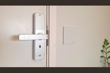 Apartamento à venda com 53m², 2 quartos e 1 vaga Apartamento à venda com 53m², 2 quartos e 1 vagaFechadura Eletrônica