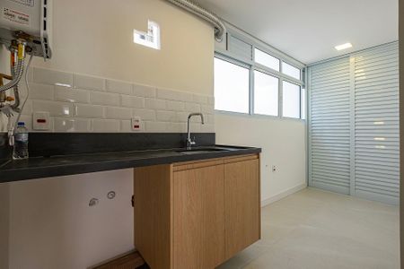 Apartamento à venda com 158m², 3 quartos e 1 vagaÁrea de Serviço