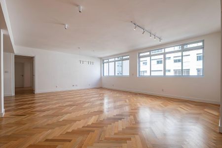 Apartamento à venda com 158m², 3 quartos e 1 vagaSala/Cozinha