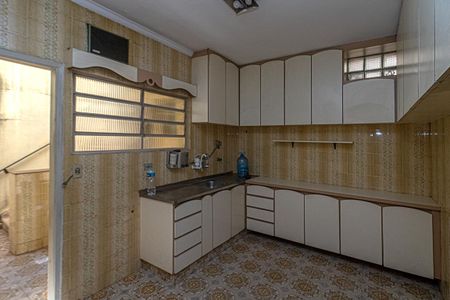 Casa à venda com 126m², 3 quartos e 3 vagas Casa à venda com 126m², 3 quartos e 3 vagasCozinha