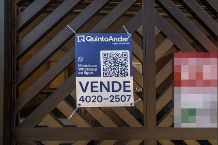 Casa à venda com 126m², 3 quartos e 3 vagas Casa à venda com 126m², 3 quartos e 3 vagasPlaca