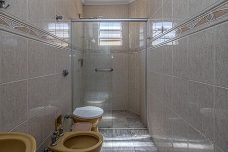 Casa à venda com 126m², 3 quartos e 3 vagas Casa à venda com 126m², 3 quartos e 3 vagasBanheiro da Suíte