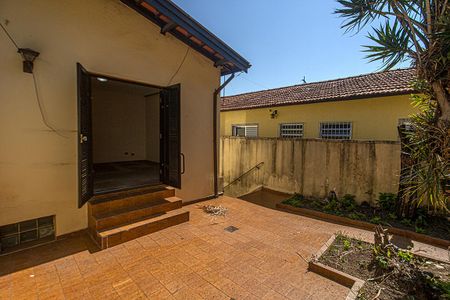 Casa à venda com 126m², 3 quartos e 3 vagas Casa à venda com 126m², 3 quartos e 3 vagasQuintal