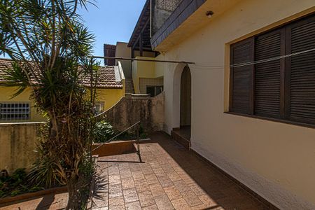 Casa à venda com 126m², 3 quartos e 3 vagas Casa à venda com 126m², 3 quartos e 3 vagasQuintal