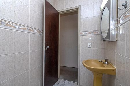 Casa à venda com 126m², 3 quartos e 3 vagas Casa à venda com 126m², 3 quartos e 3 vagasBanheiro da Suíte