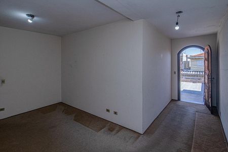 Casa à venda com 126m², 3 quartos e 3 vagas Casa à venda com 126m², 3 quartos e 3 vagasCorredor