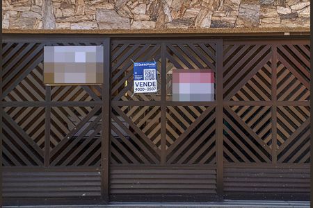 Casa à venda com 126m², 3 quartos e 3 vagas Casa à venda com 126m², 3 quartos e 3 vagasPlaca