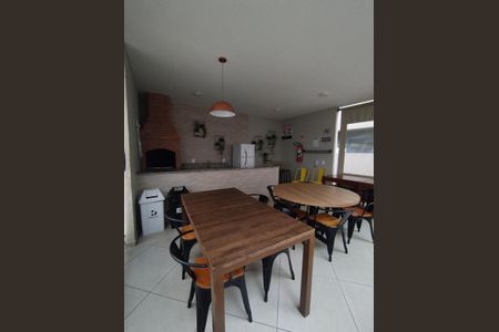 Apartamento à venda com 60m², 2 quartos e sem vagaÁrea comum - Churrasqueira